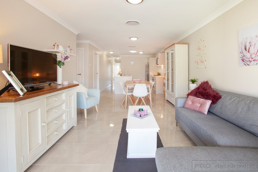 2/50 MaCrae Street EAST MAITLAND 8