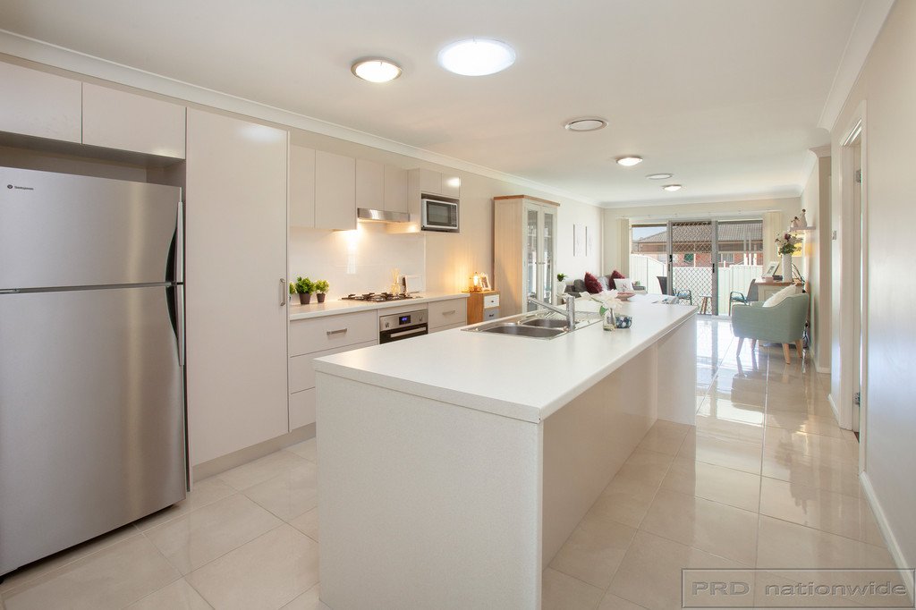 2/50 MaCrae Street EAST MAITLAND 12