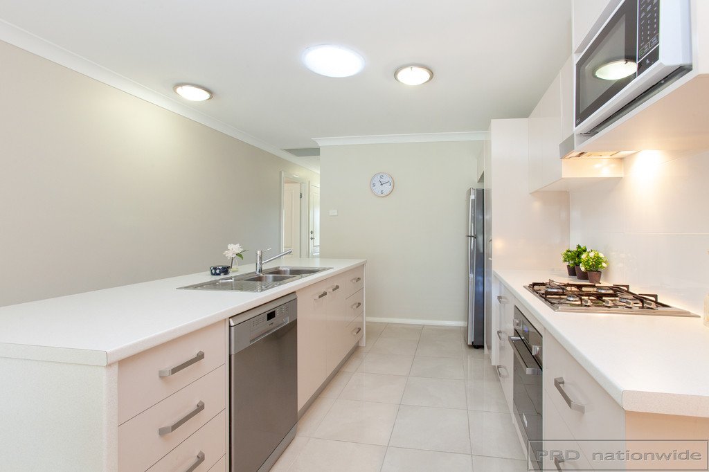 2/50 MaCrae Street EAST MAITLAND 13