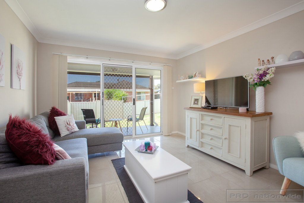 2/50 MaCrae Street EAST MAITLAND 16