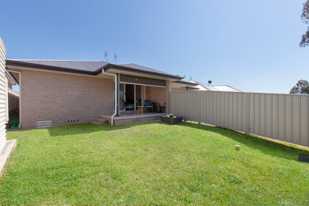 2/50 MaCrae Street EAST MAITLAND 19