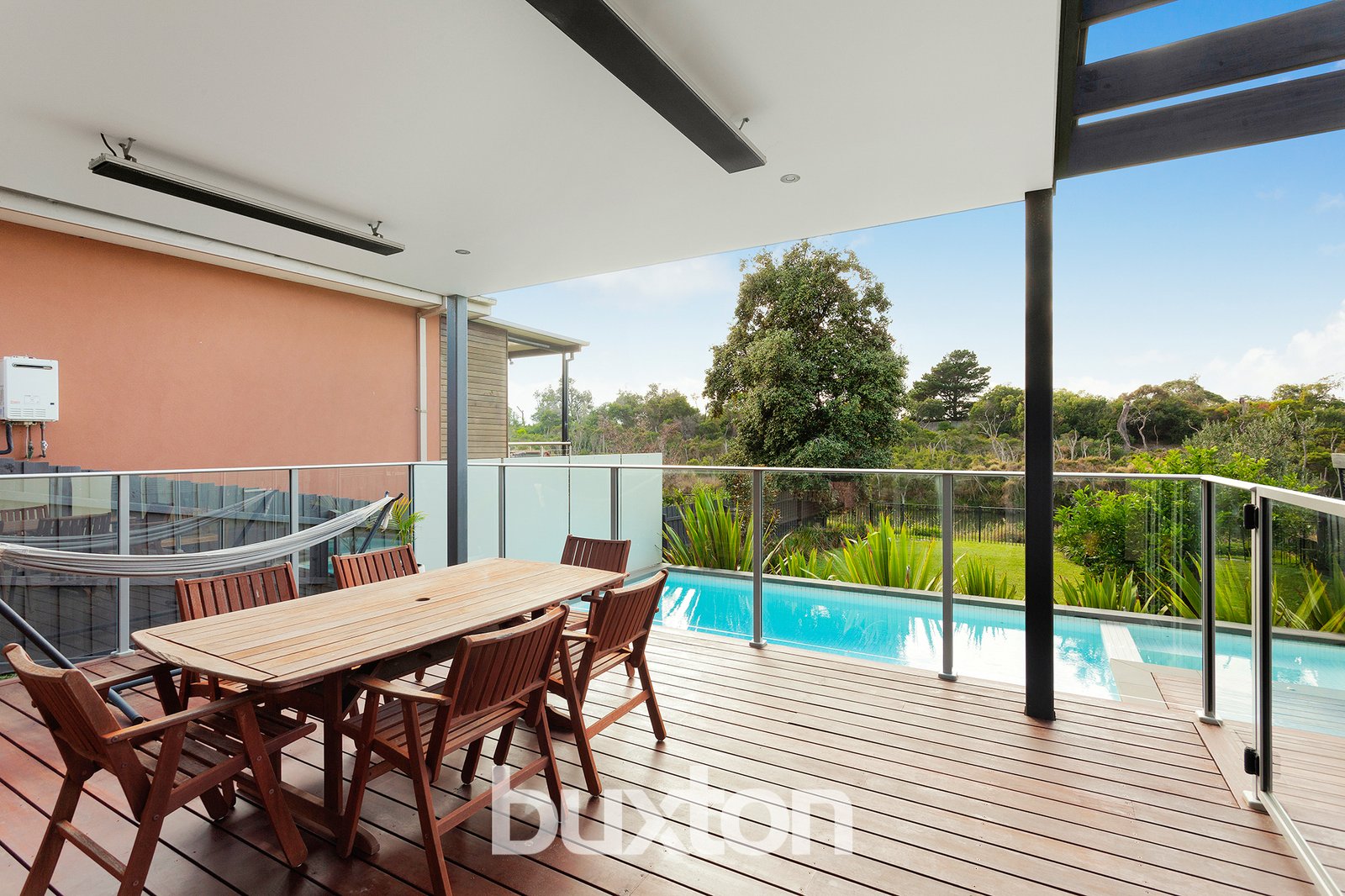 Gallery: 250 Nepean Highway