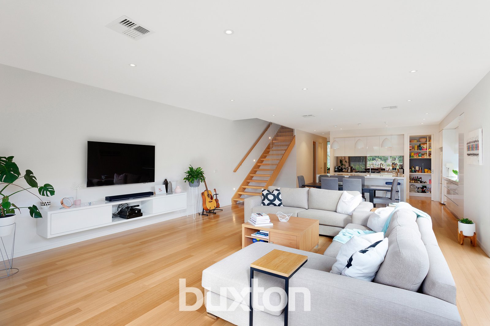 Gallery: 250 Nepean Highway