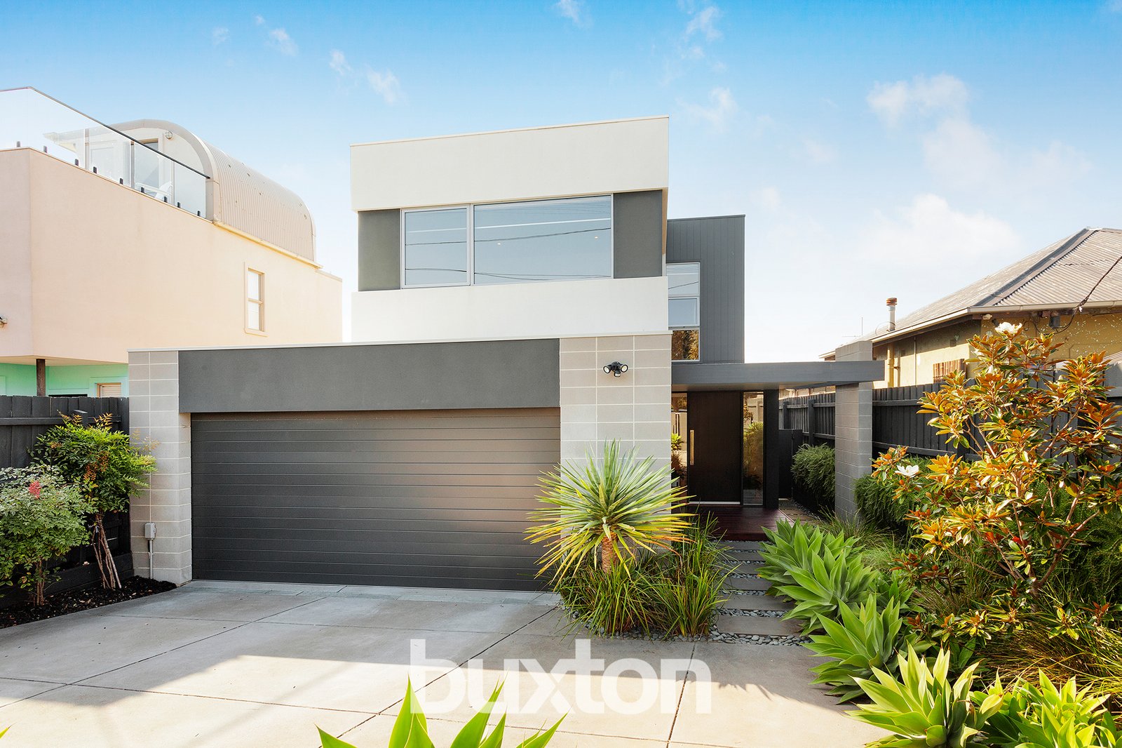 Gallery: 250 Nepean Highway