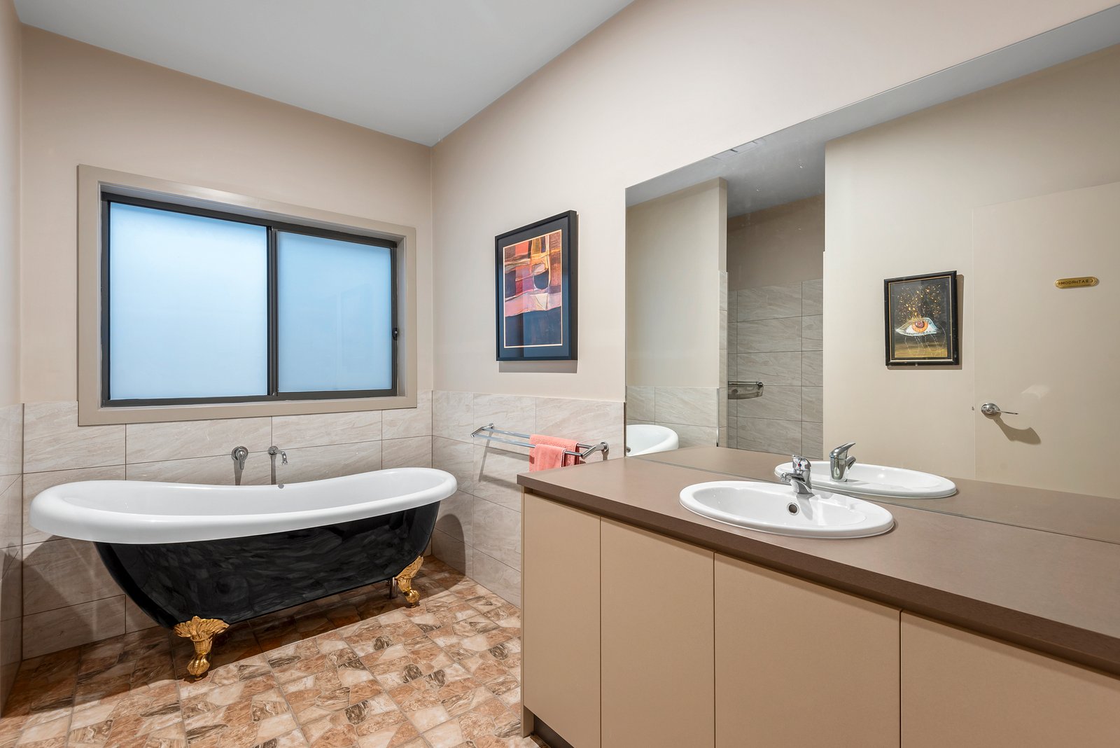 Real Estate and Property in 2/50 Orton Street, Ocean Grove, VIC