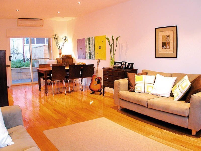 Gallery: 2/50 Roberts Street