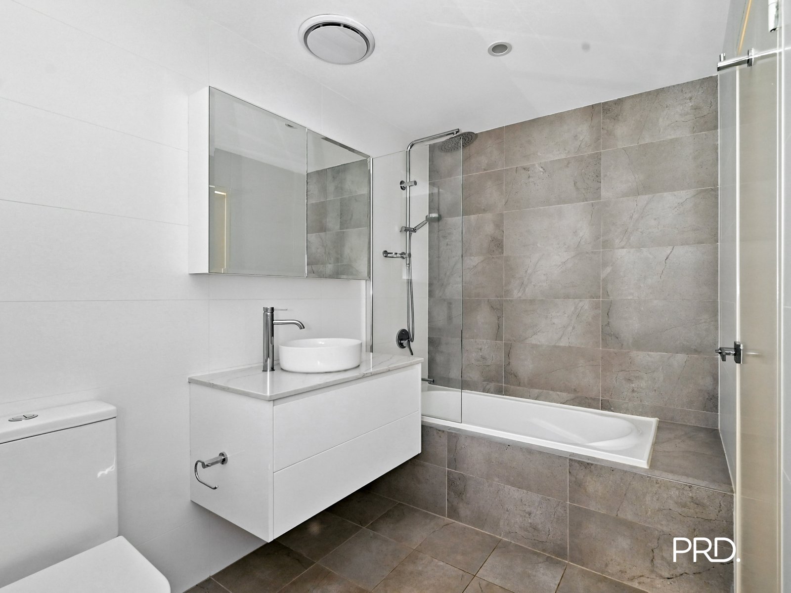2/50 Rodley Avenue PENRITH 8