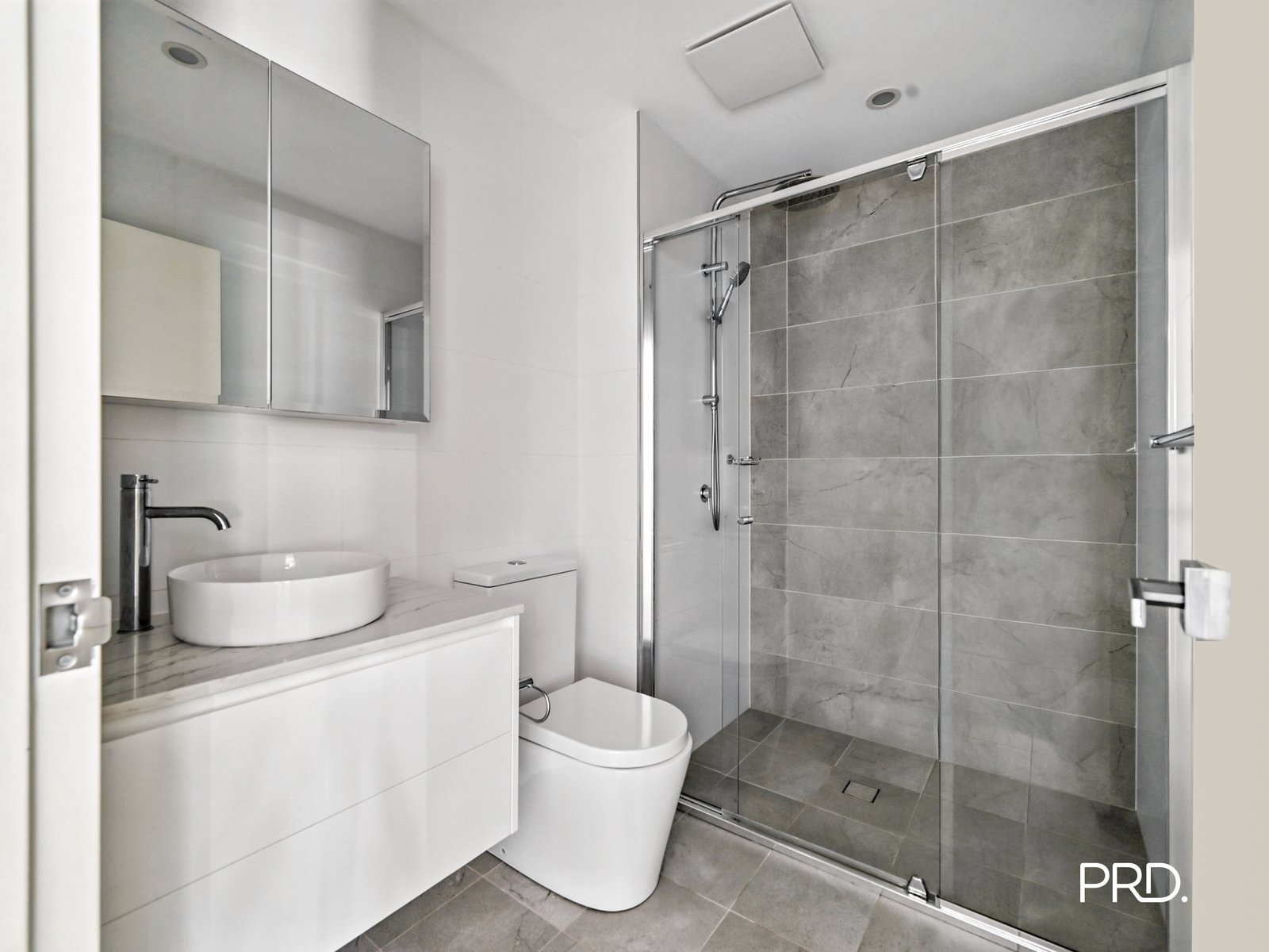 2/50 Rodley Avenue PENRITH 9