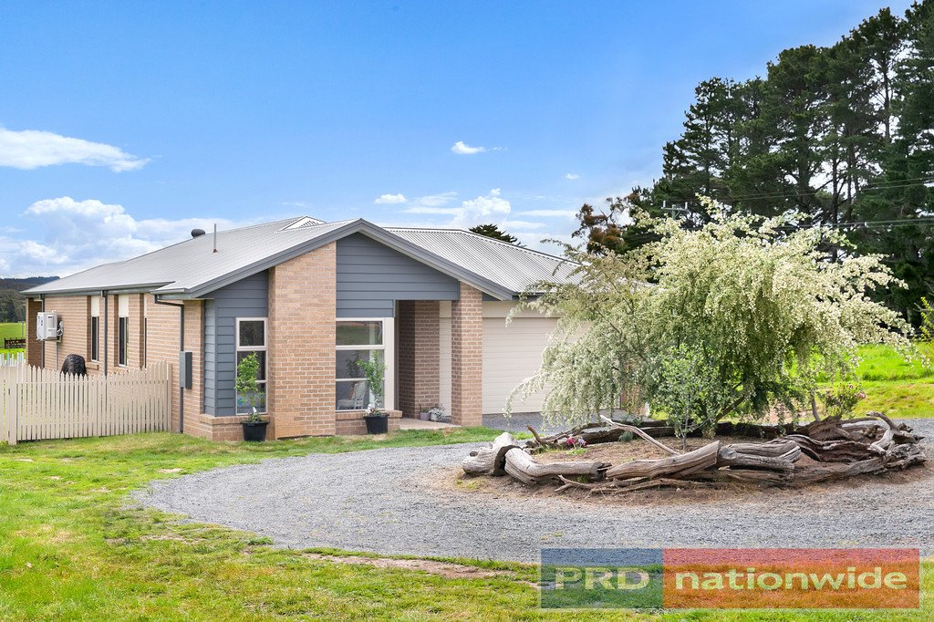 250 Scarsdale-Pitfield Road NEWTOWN 2