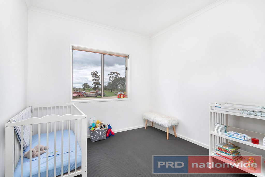 250 Scarsdale-Pitfield Road NEWTOWN 9