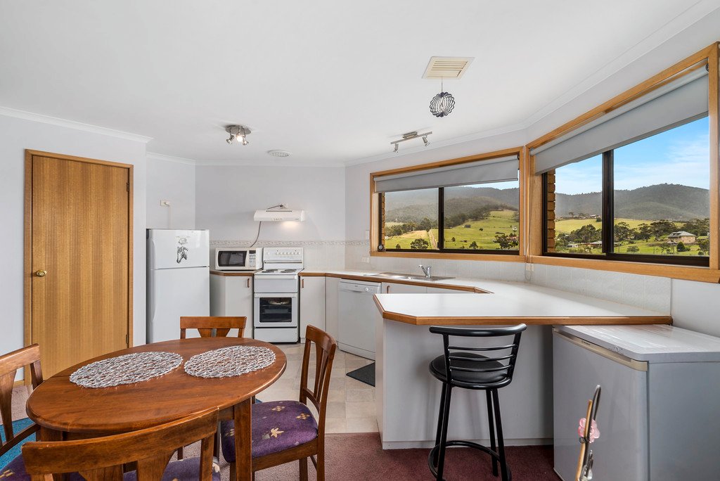 2/50 Seddon Street AUSTINS FERRY 2