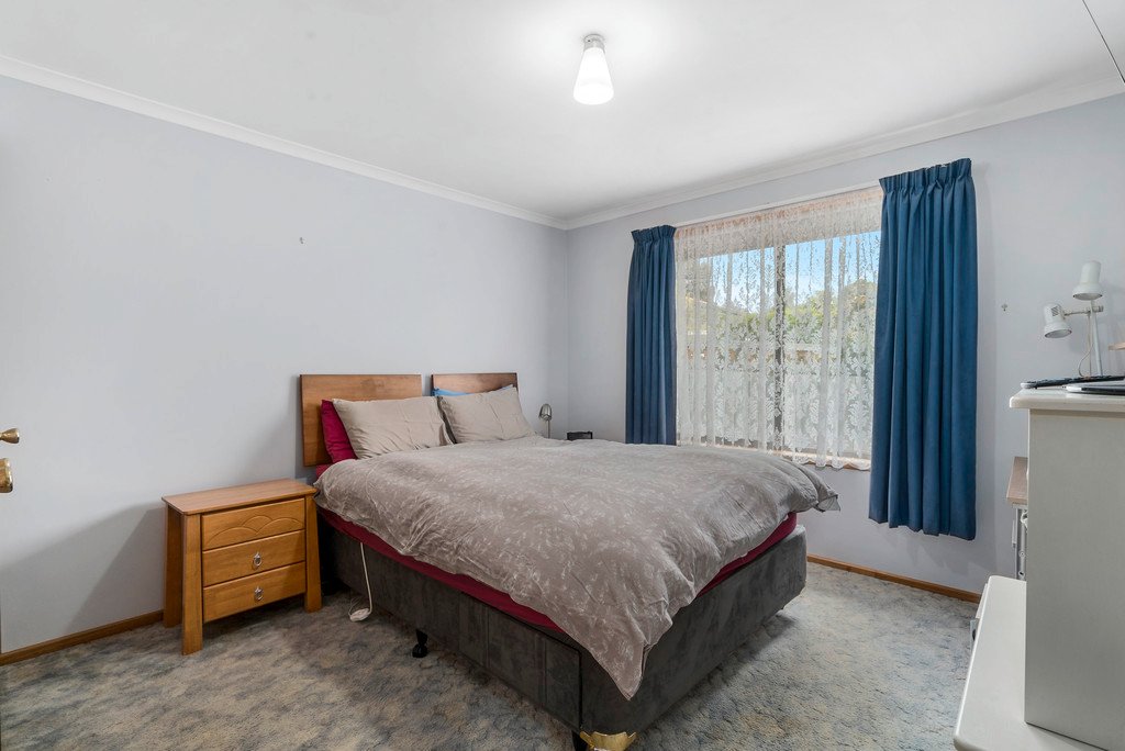 2/50 Seddon Street AUSTINS FERRY 8