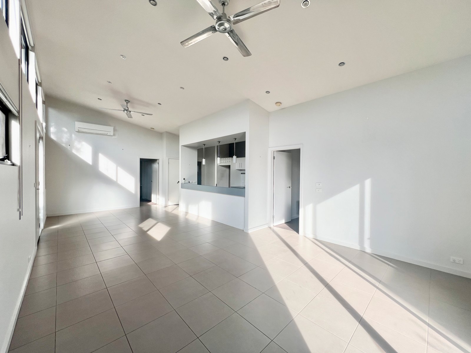 Gallery: 2/50 Sladen Street