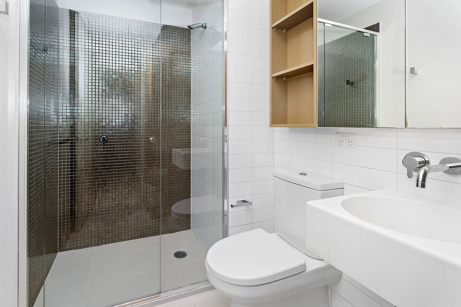 Real Estate and Property in 2501/33 Mackenzie Street, Melbourne, VIC