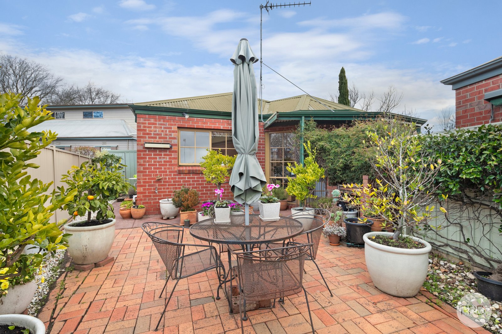 2/503 Errard Street South REDAN 9