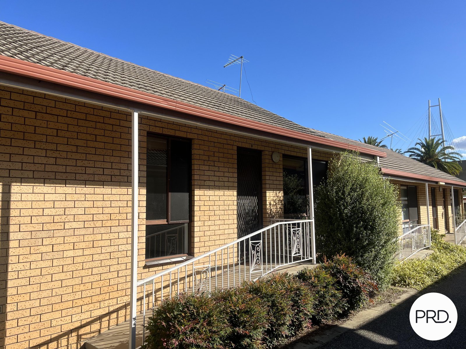 2/503 Hanel Street EAST ALBURY 1