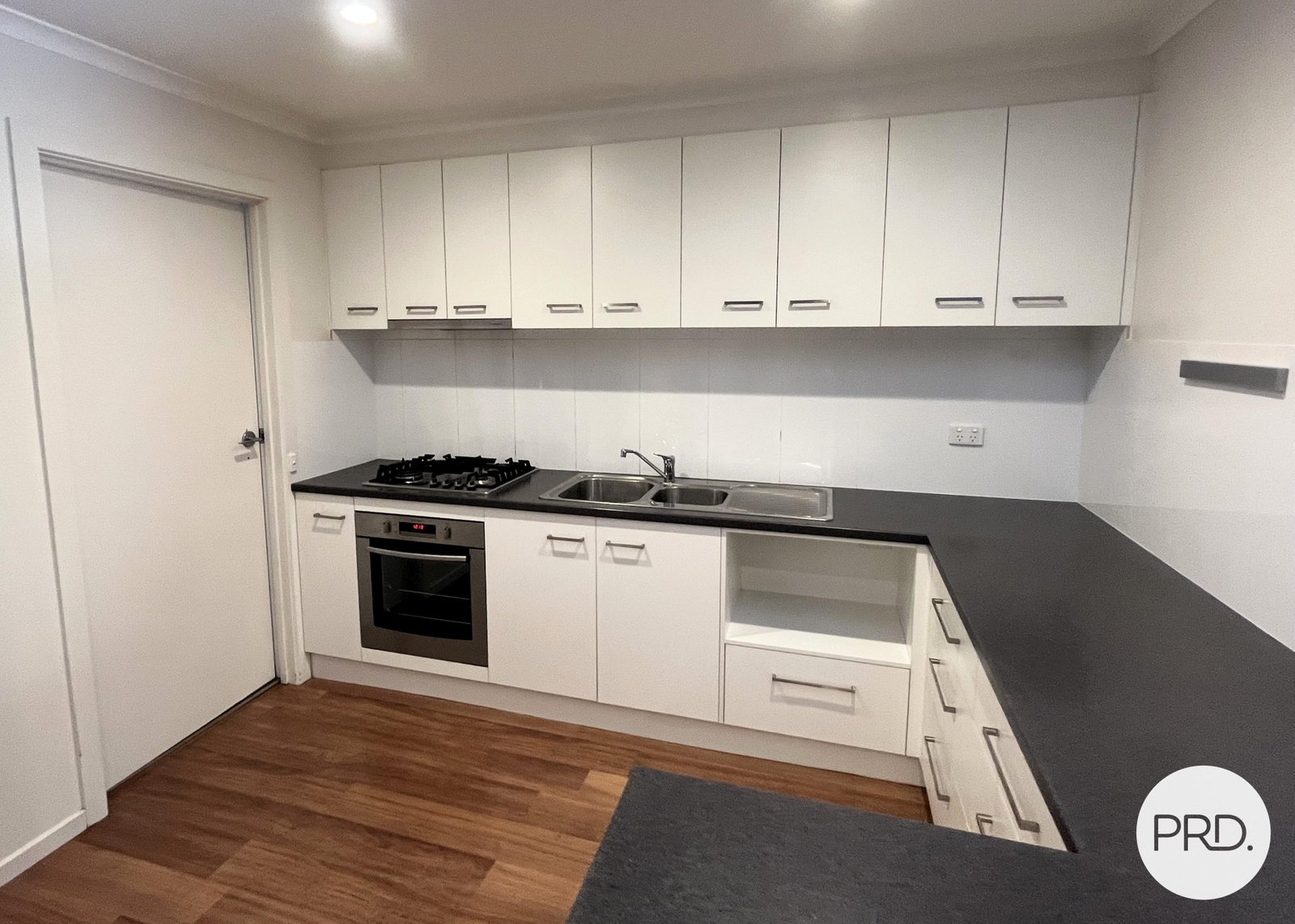 2/503 Hanel Street EAST ALBURY 2