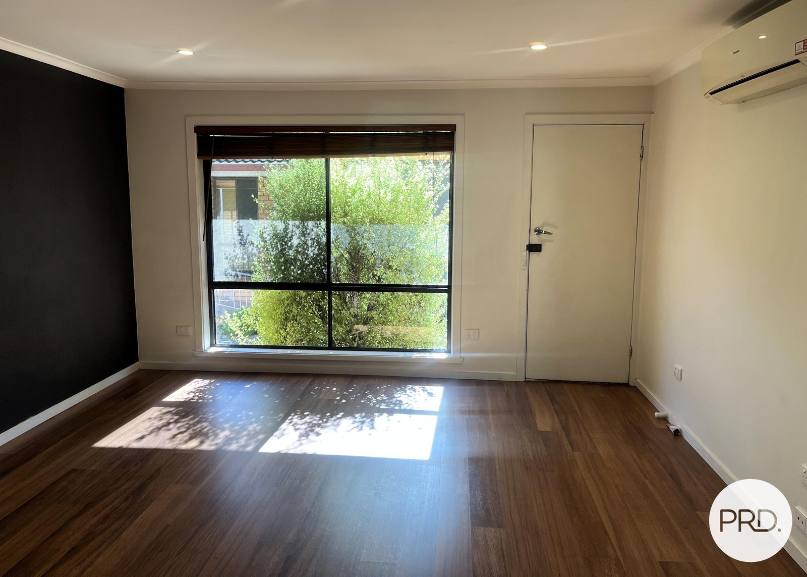 2/503 Hanel Street EAST ALBURY 3