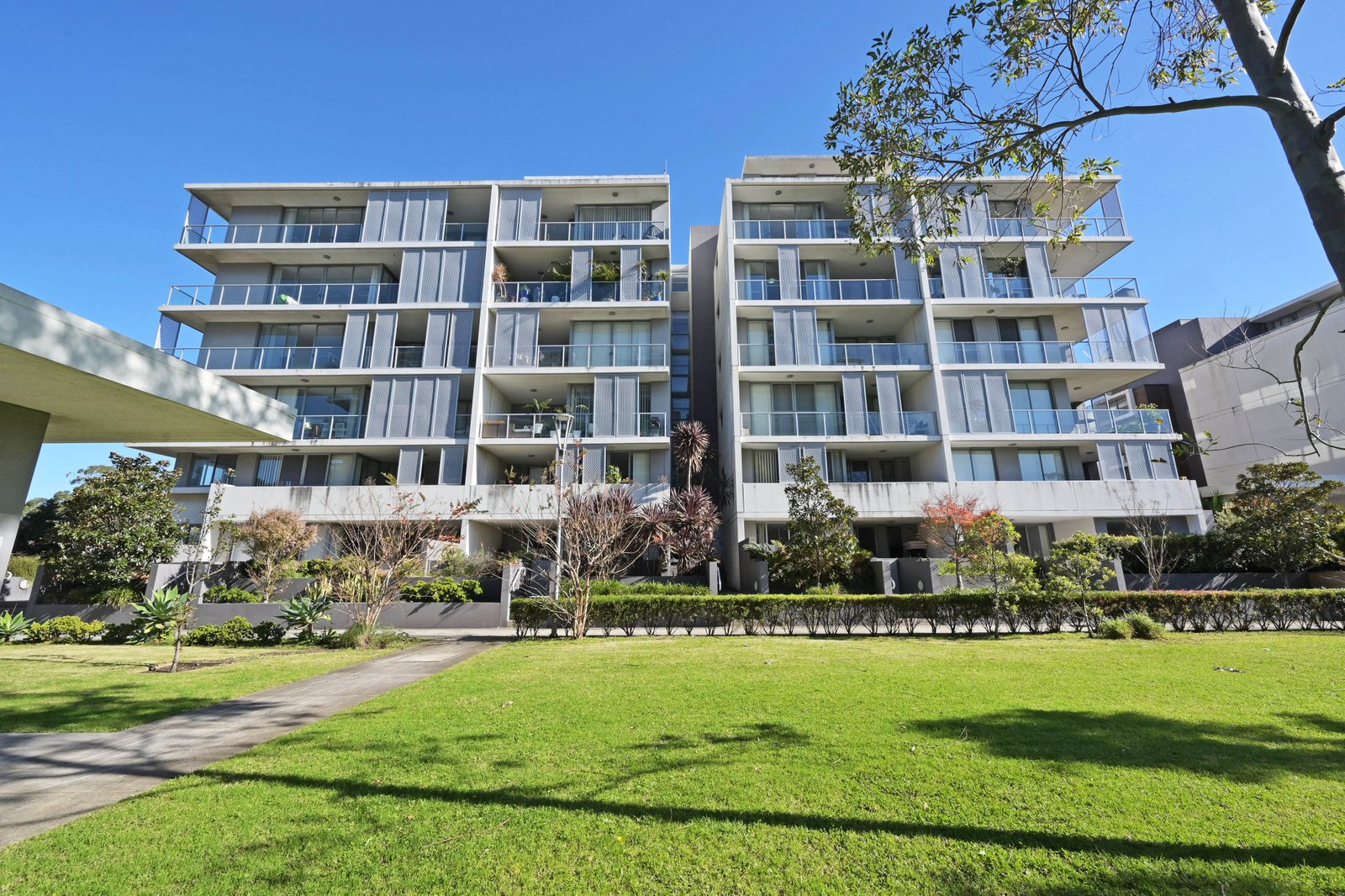2506/39 Rhodes Street HILLSDALE 10