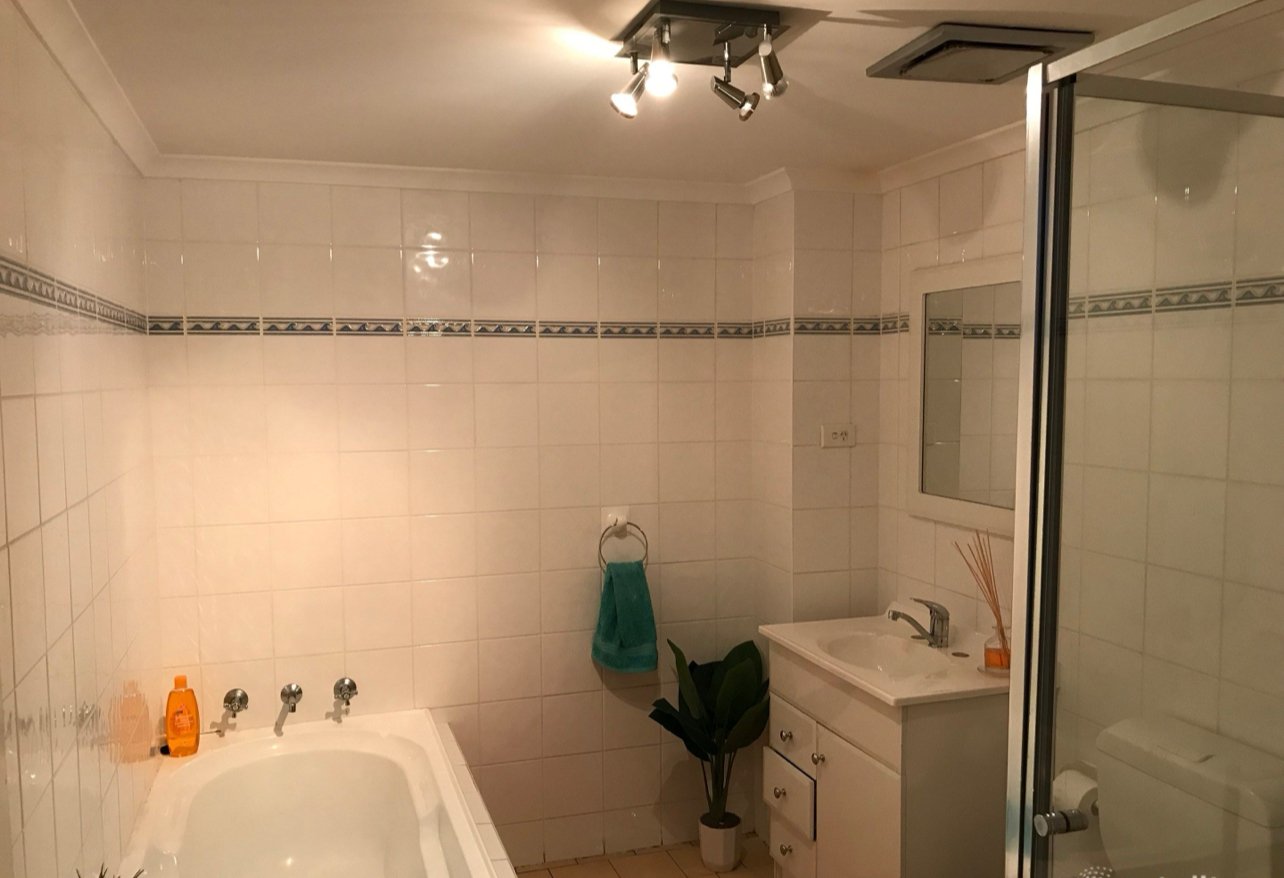 2/51 Bathurst Street LIVERPOOL 4