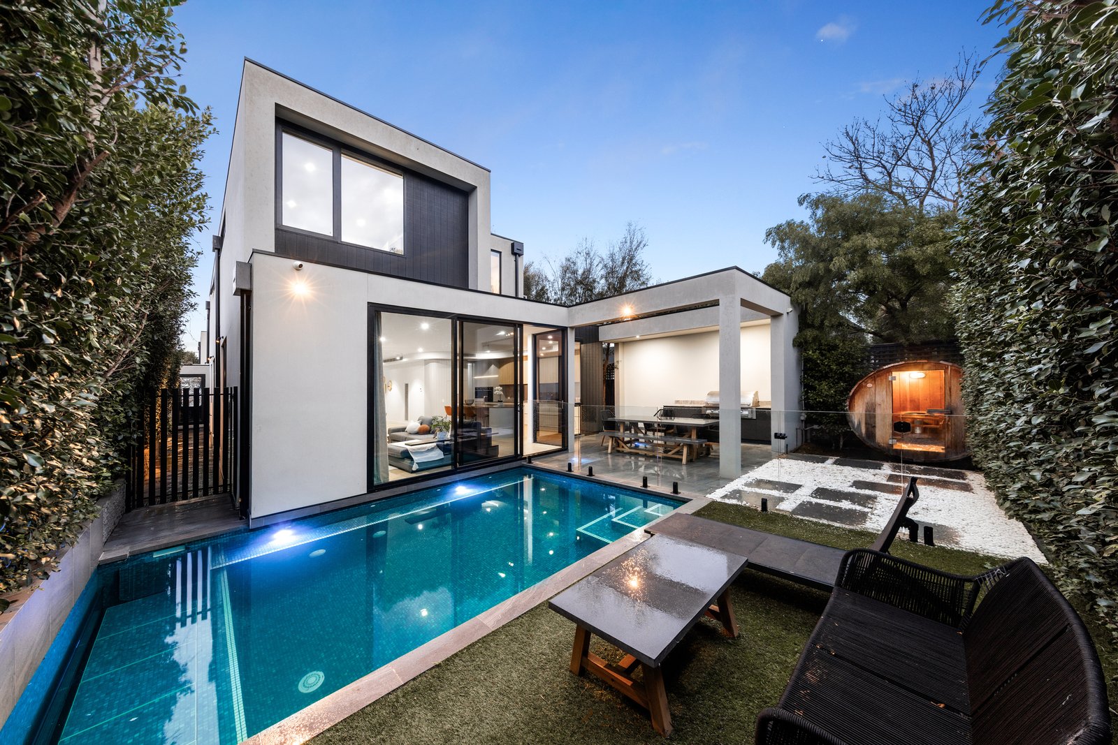 Gallery: 2/51 College Street