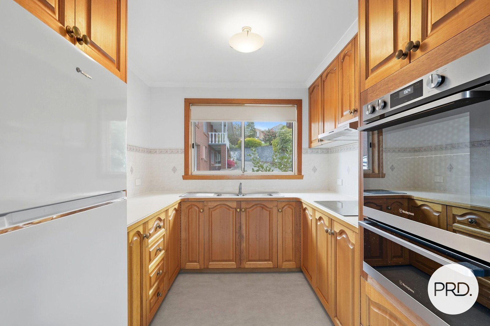 2/51 Girrabong Road LENAH VALLEY 5