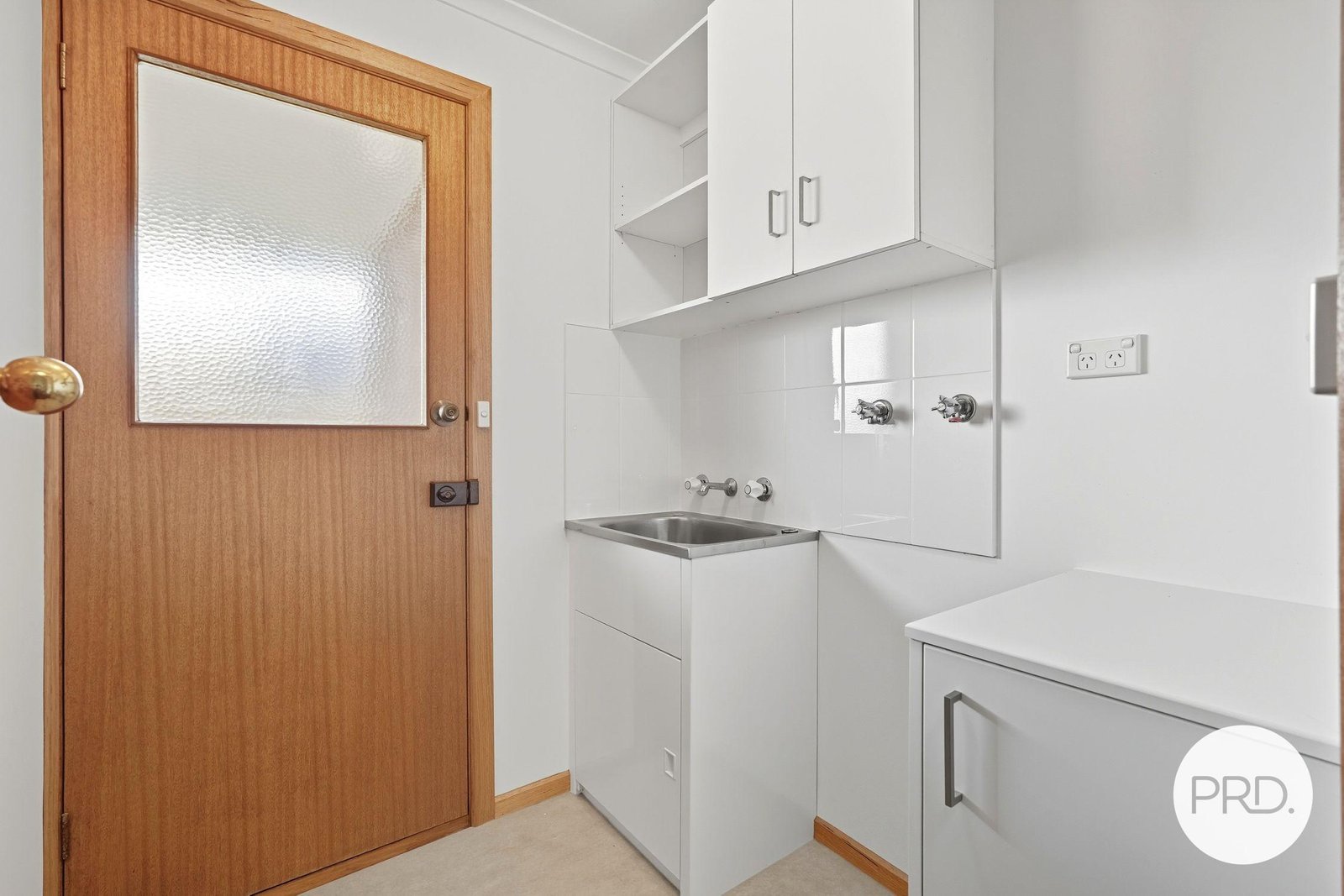 2/51 Girrabong Road LENAH VALLEY 9