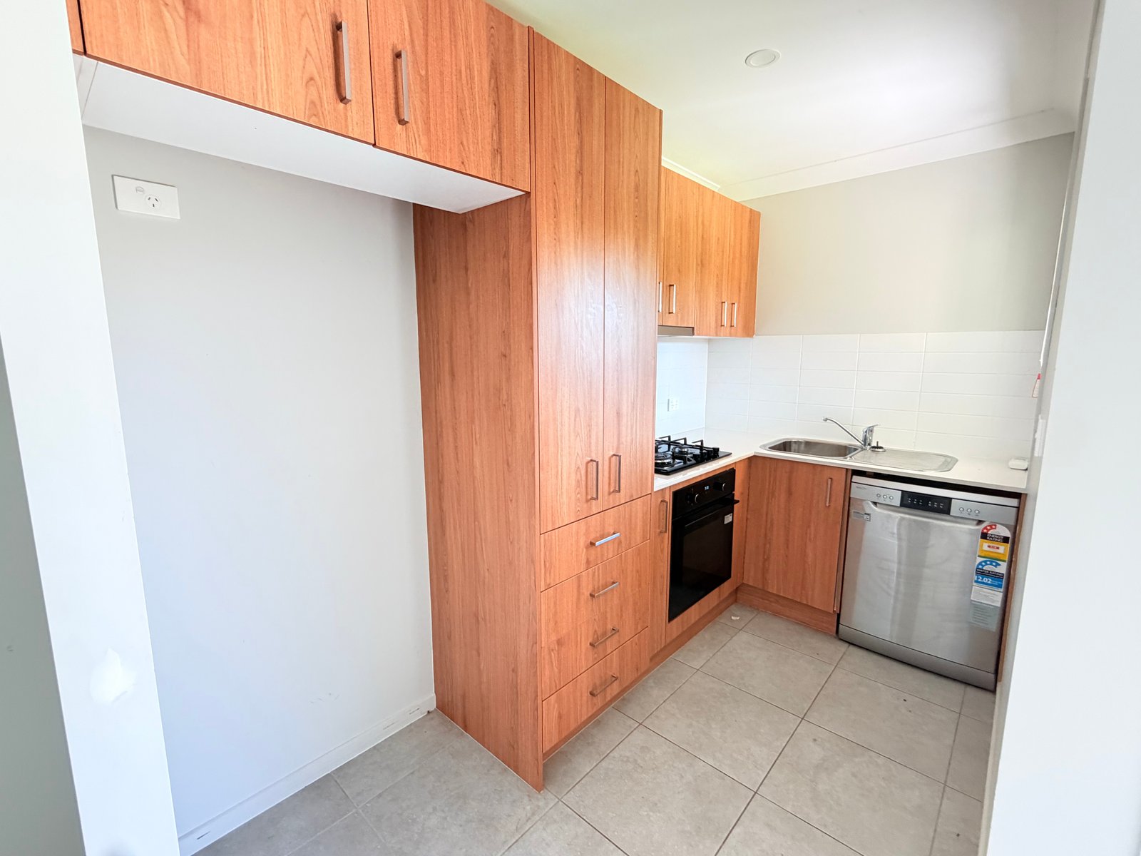 2/51 Reginald Drive TAMWORTH 2