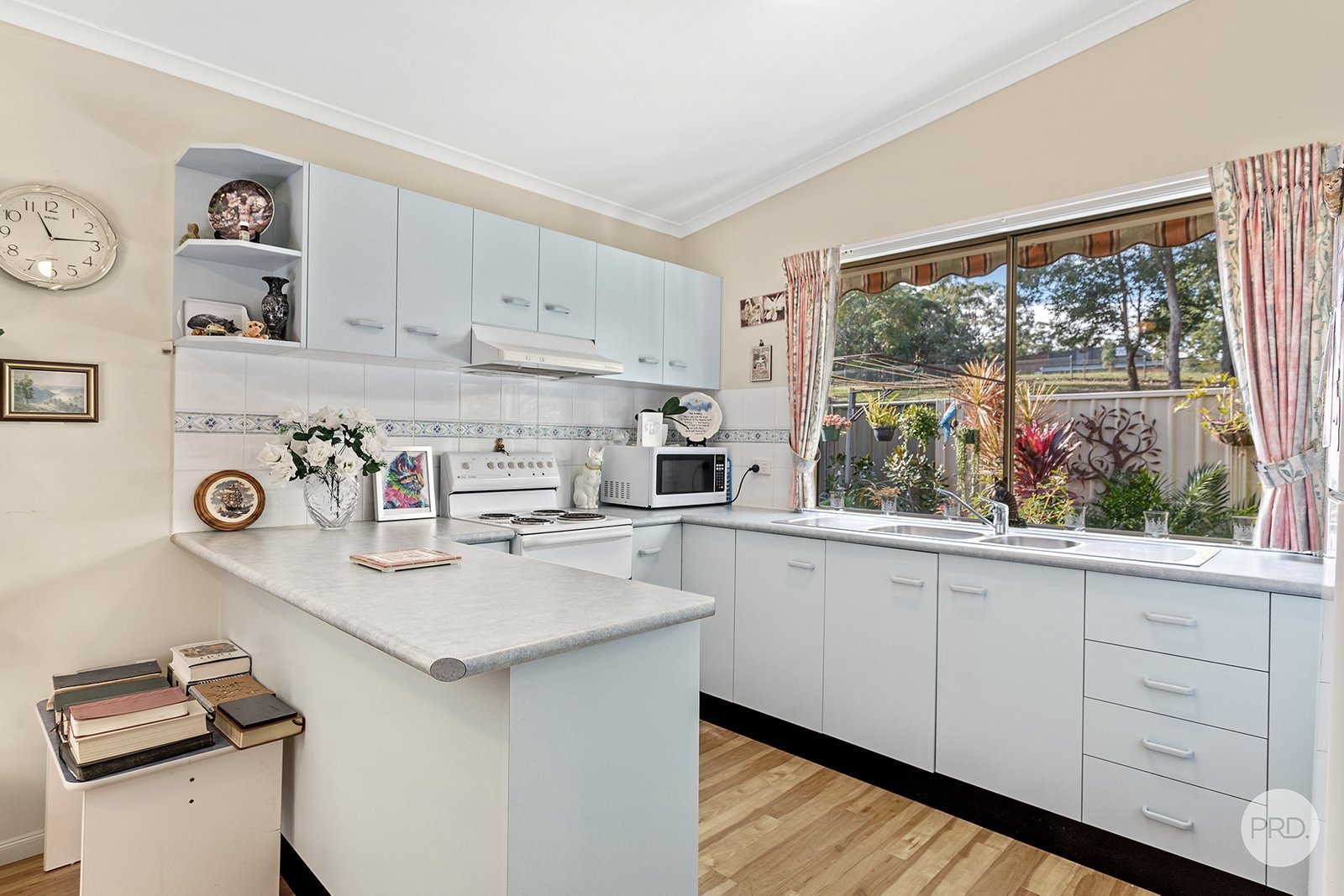 2/51 Trafalgar Street NELSON BAY 1