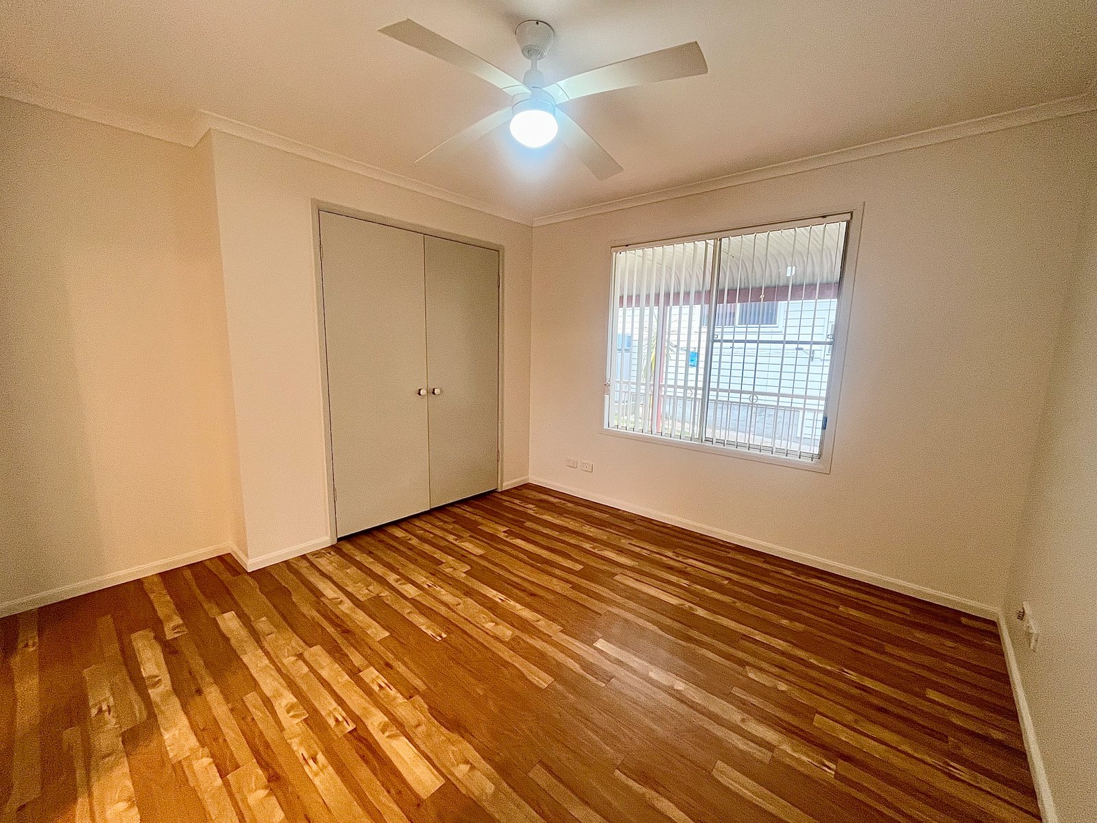 2/51 Trafalgar Street NELSON BAY 9