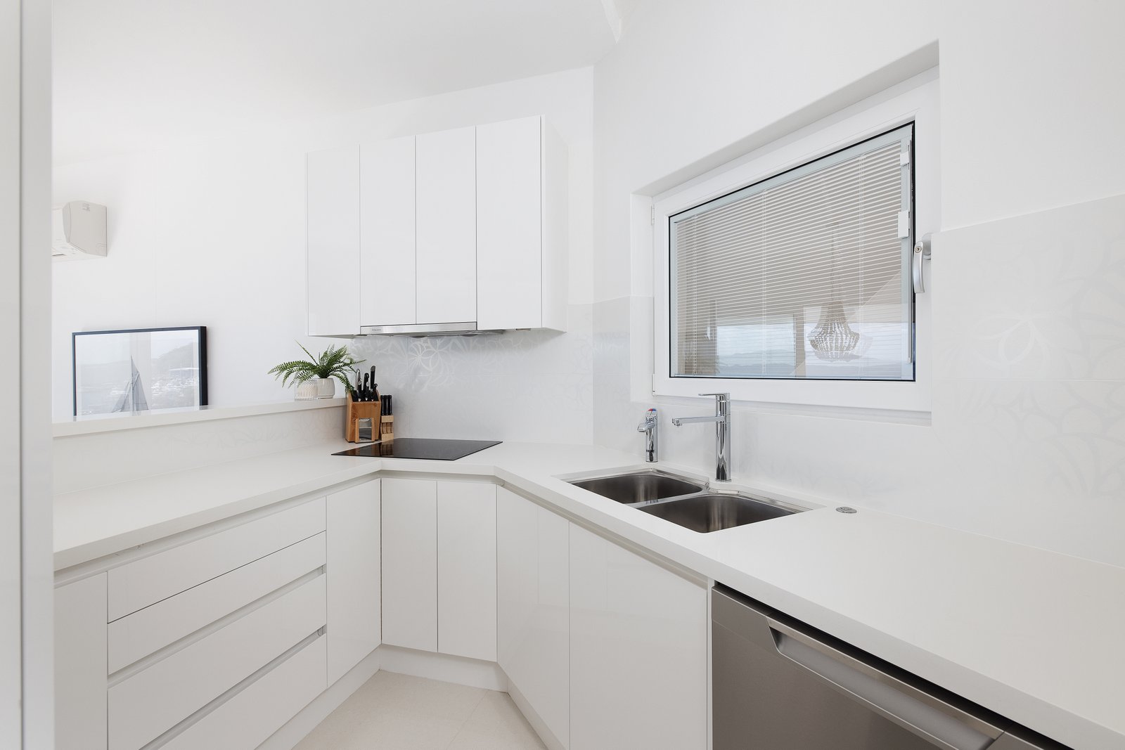 2/51 Victoria Parade NELSON BAY 5