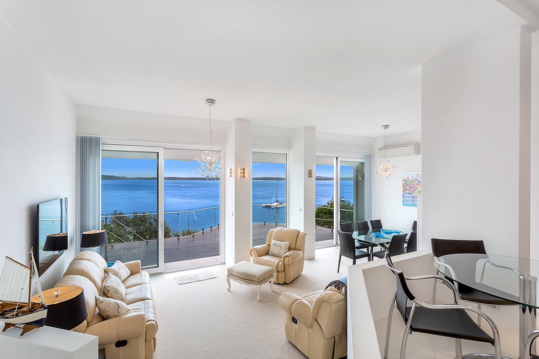 2/51 Victoria Parade NELSON BAY 3