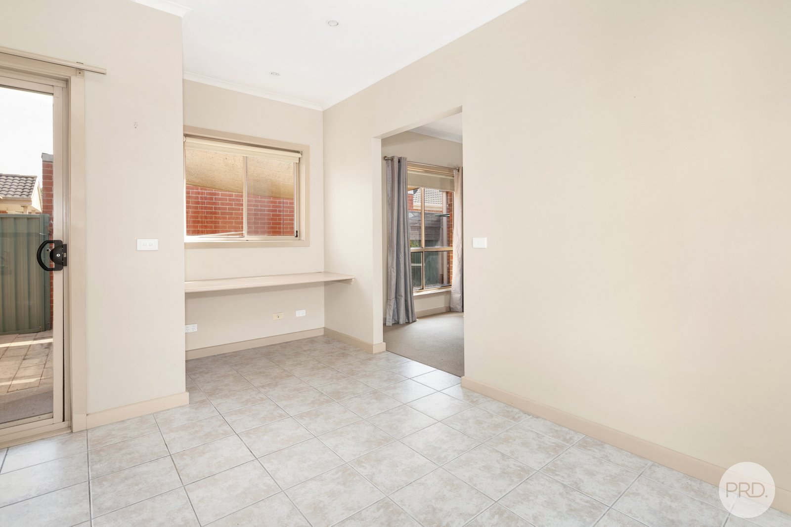 2/510 Ascot Street South REDAN 4