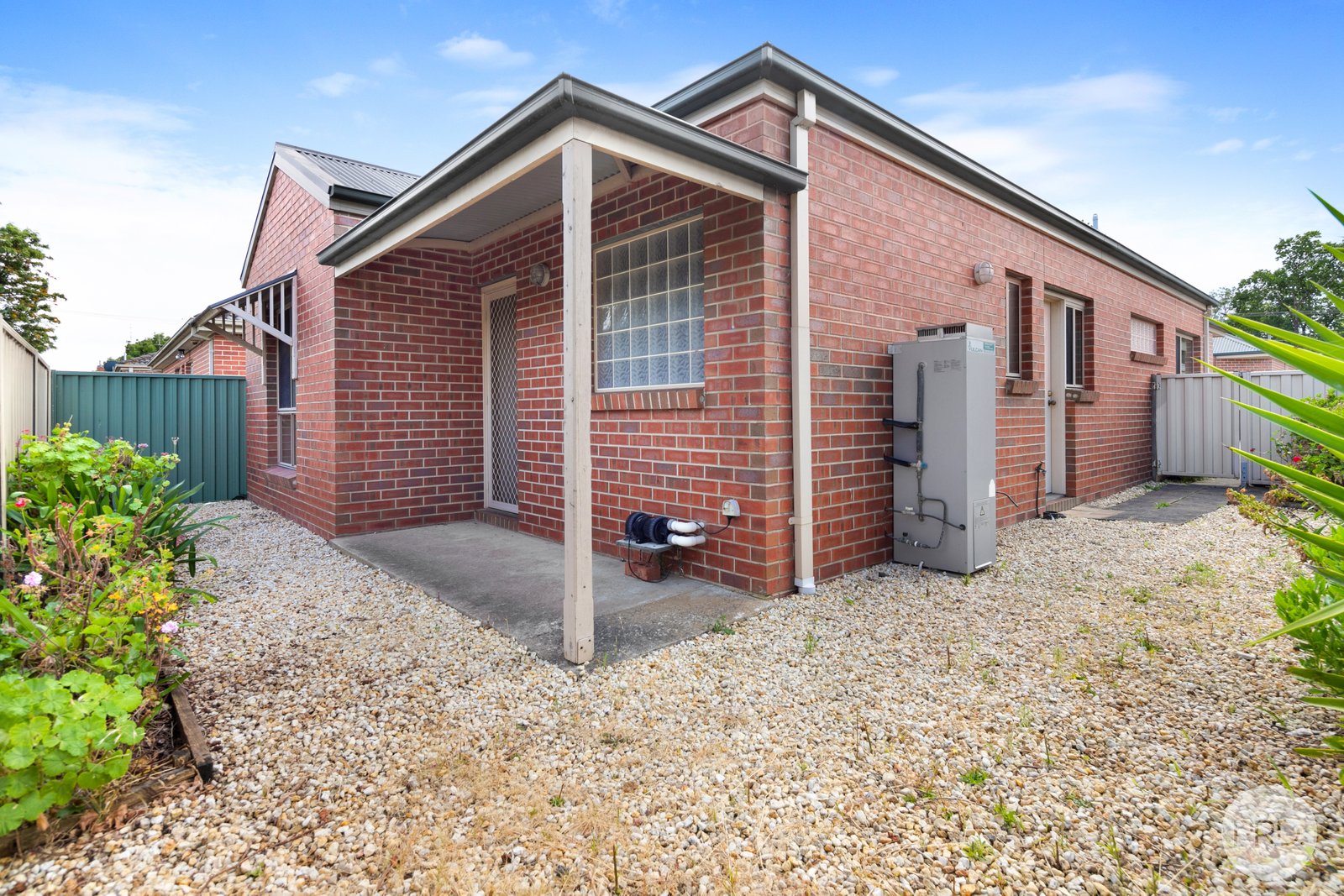 2/510 Ascot Street South REDAN 11