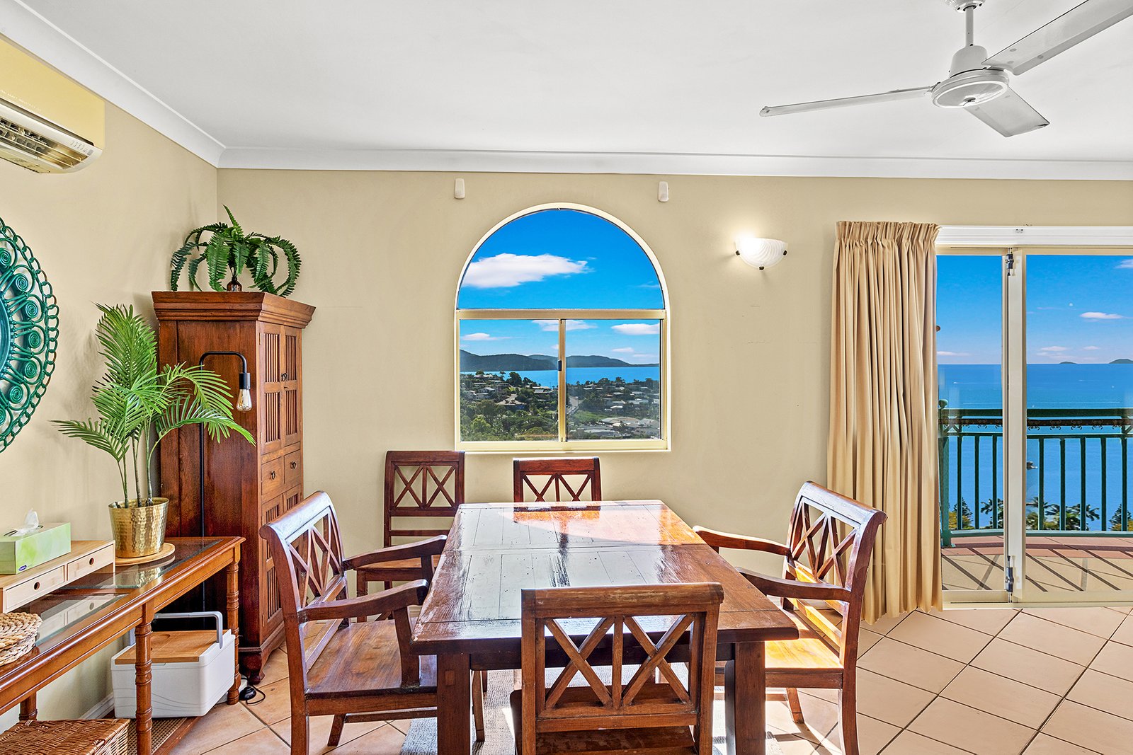 25/10 Golden Orchid Drive AIRLIE BEACH 6