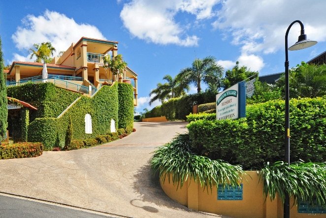25/10 Golden Orchid Drive AIRLIE BEACH 14