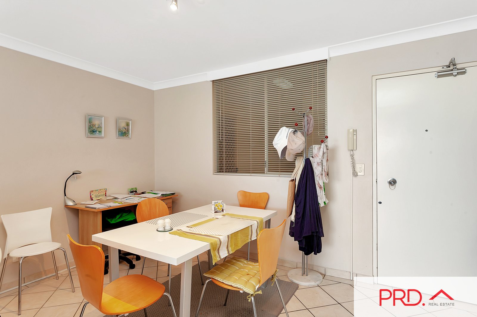 25/100 The Esplanade BURLEIGH HEADS 5