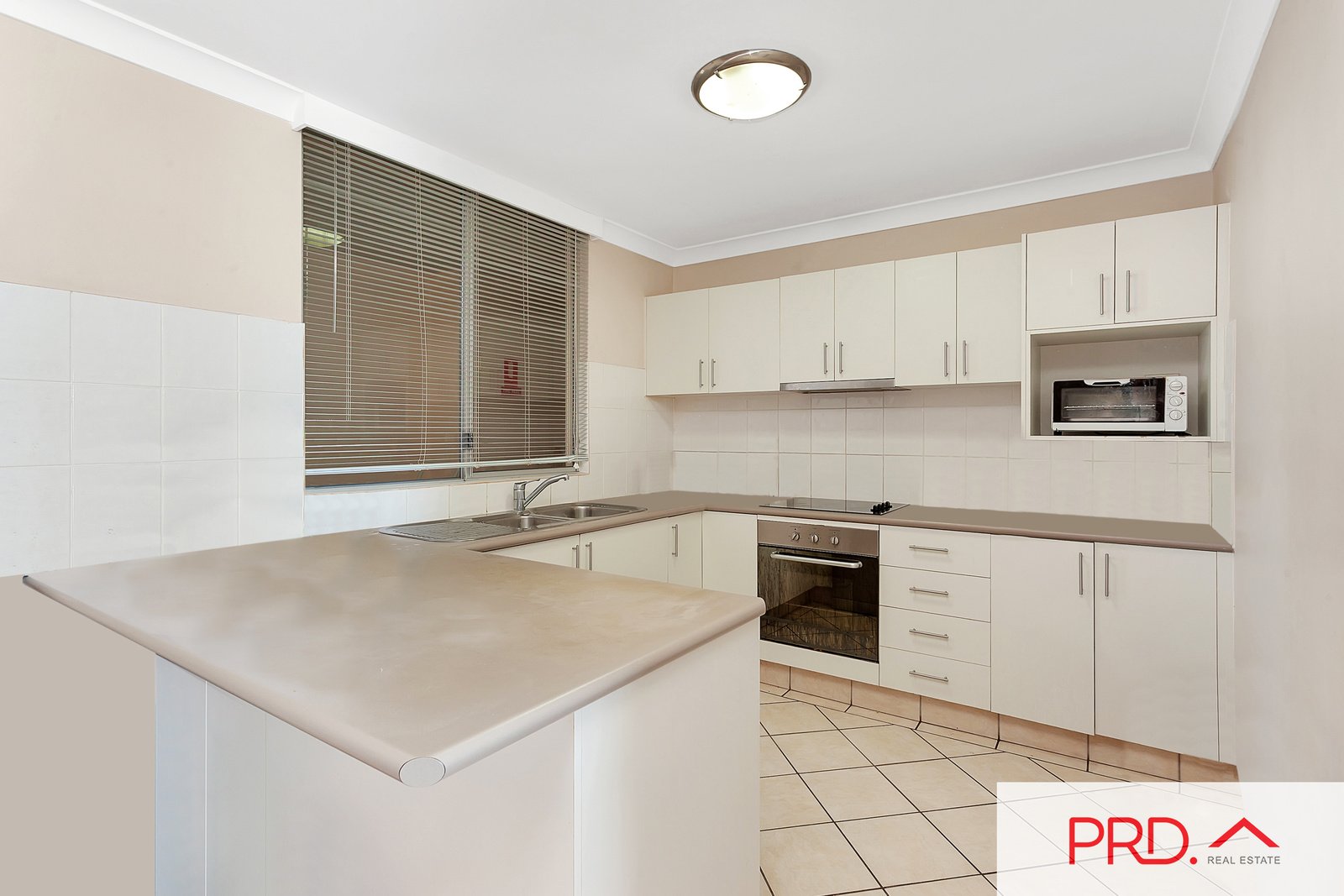 25/100 The Esplanade BURLEIGH HEADS 6