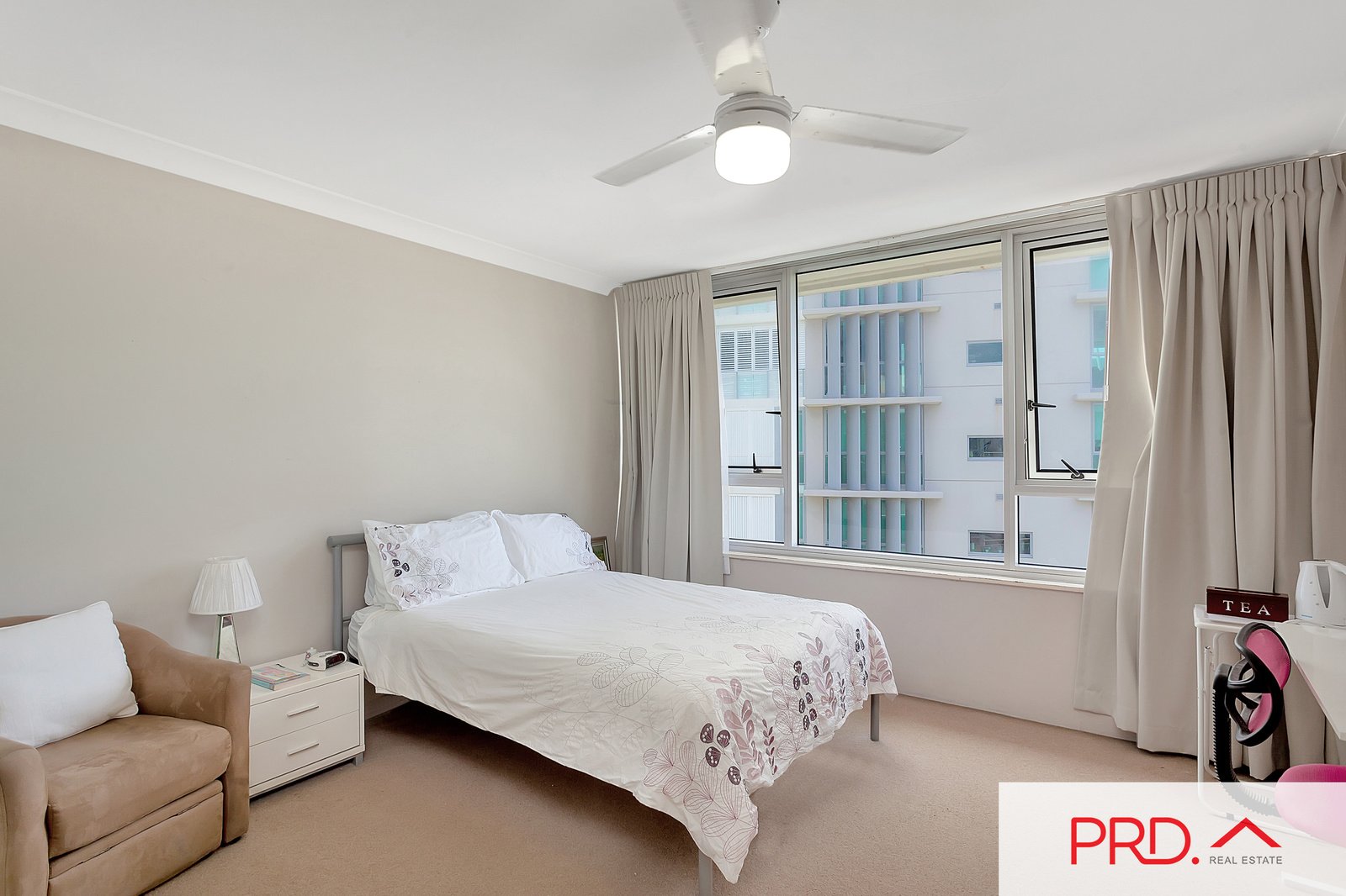 25/100 The Esplanade BURLEIGH HEADS 9