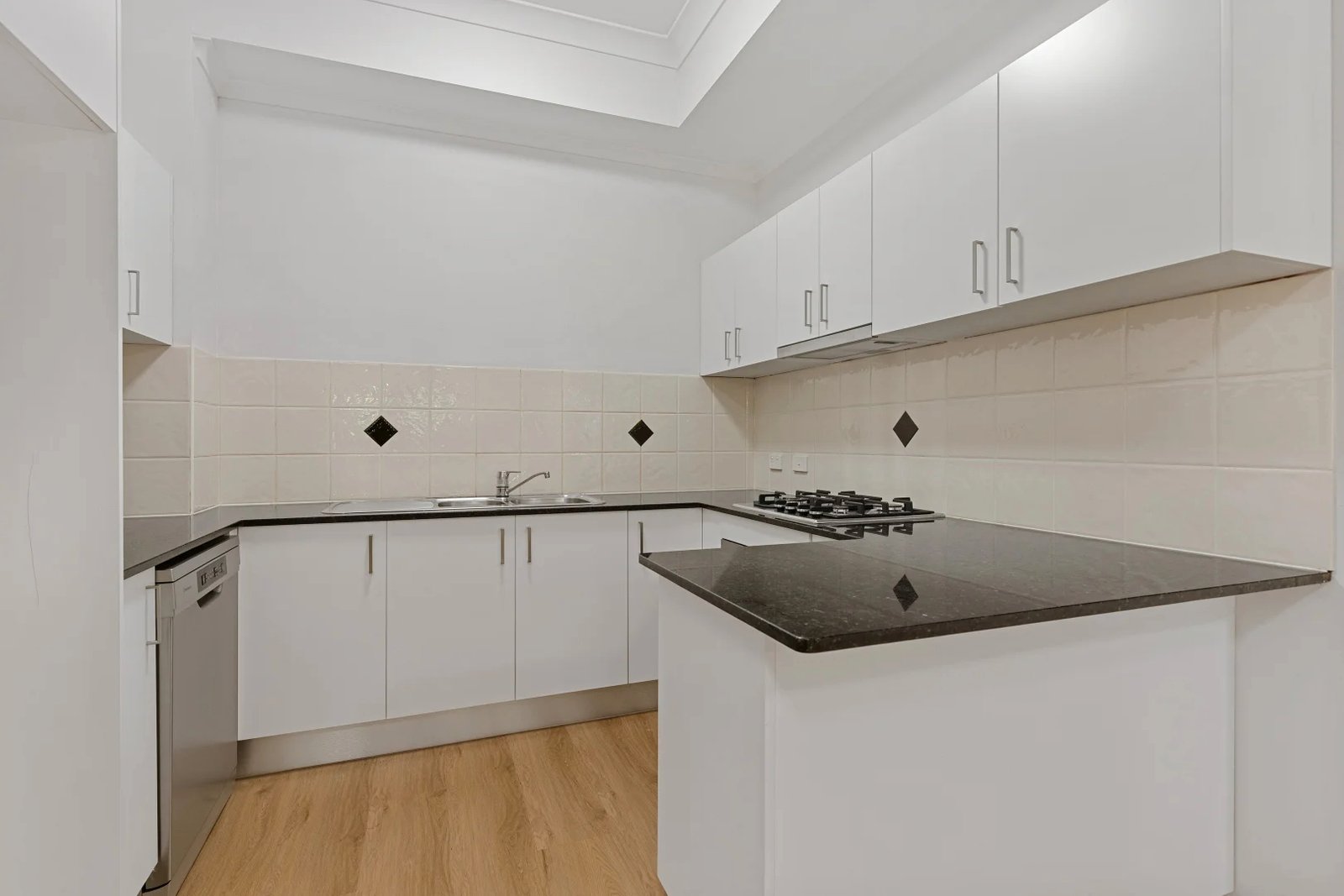 25/1094-1118 Anzac Parade MAROUBRA 2