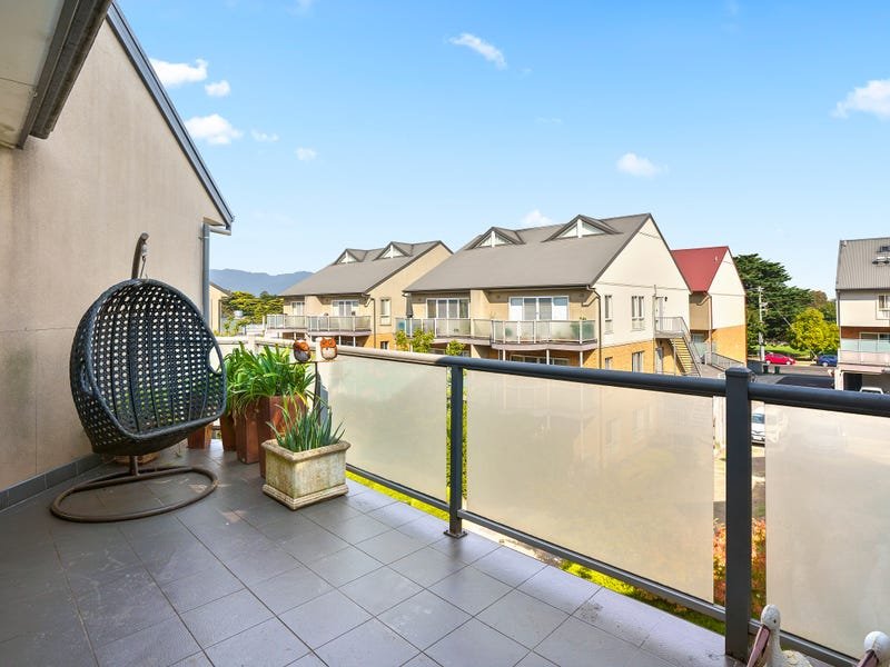 Real Estate and Property in 25/13-15 Hewish Road, Croydon, VIC
