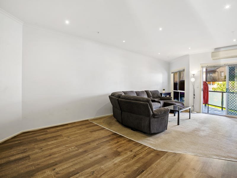 Real Estate and Property in 25/13-15 Hewish Road, Croydon, VIC