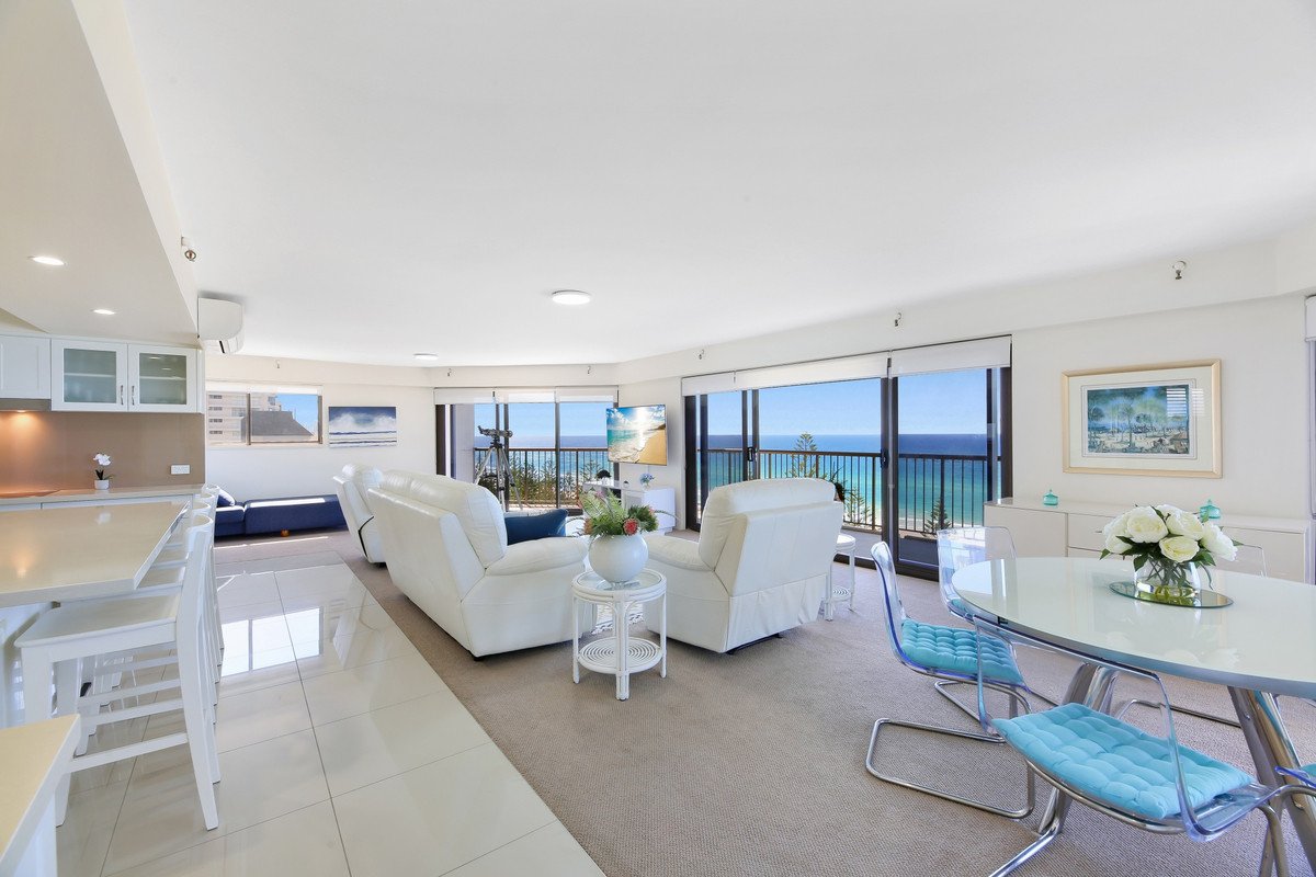 25/146 The Esplanade Burleigh Heads 2