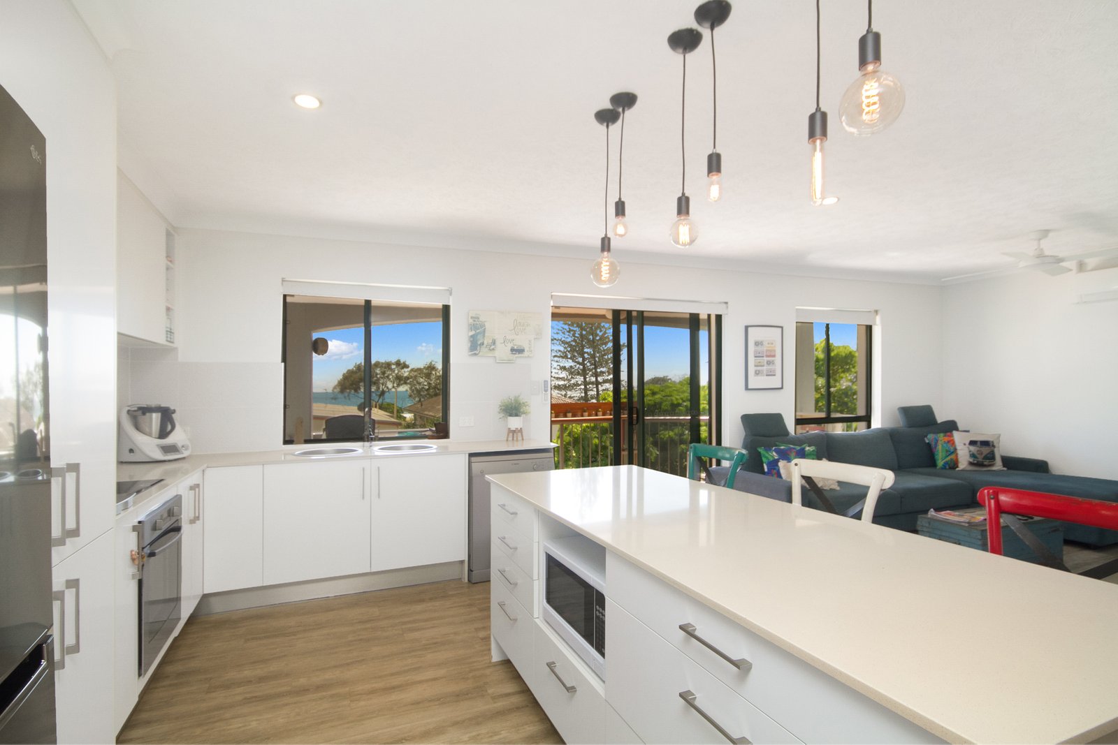 25/147-149 Golden Four Drive BILINGA 4