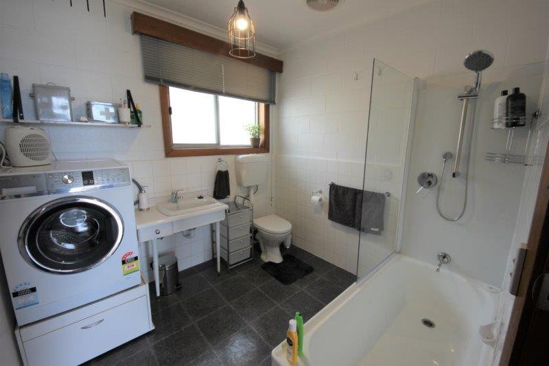 2/515A Huon Road SOUTH HOBART 9