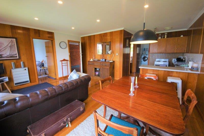 2/515A Huon Road SOUTH HOBART 11