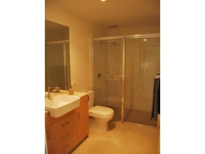 25/166 Bathurst Street HOBART 4