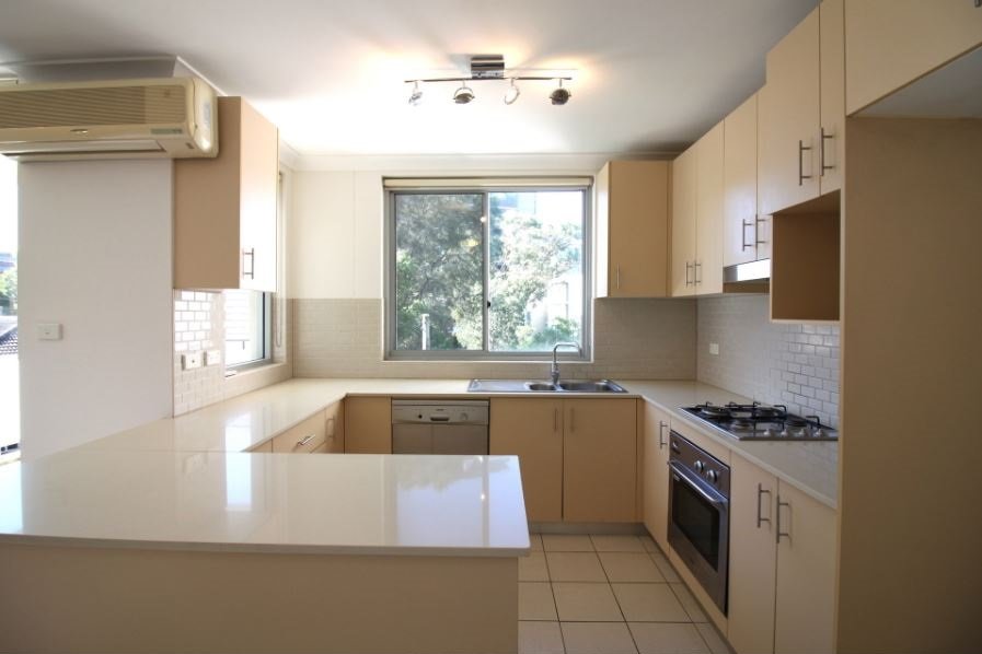 25/173-179 Princes Highway KOGARAH 2