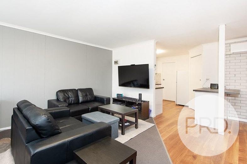 2/519 Schubach Street EAST ALBURY 4