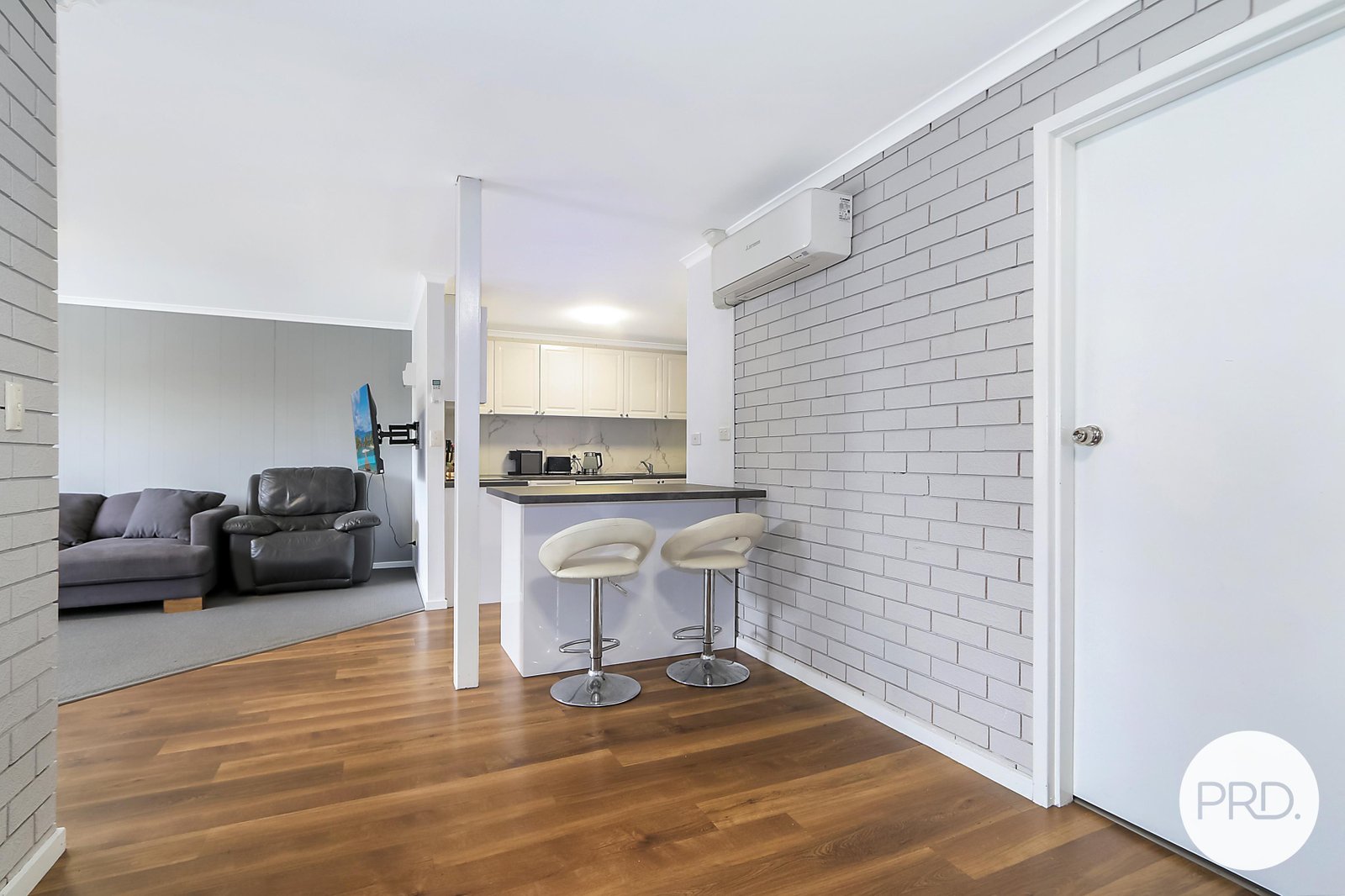 2/519 Schubach Street EAST ALBURY 2